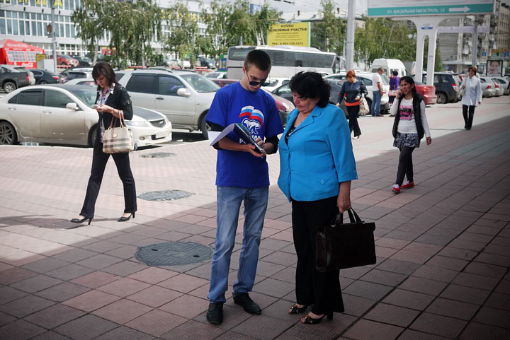 Новосибирцы помогают кандидатам в горсовет и заксобрание формировать предвыборную программу 