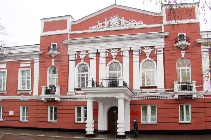 Барнаульские депутаты отложили назначение нового сити-менеджера