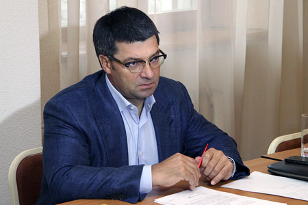 Олега Денисенко восстановили на выборах омского губернатора