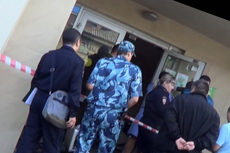 Банкомат Сбербанка взорван в Иркутске, один из налетчиков погиб 