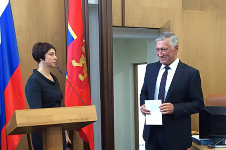 Депутаты красноярского горсовета отправили своего председателя в отставку 