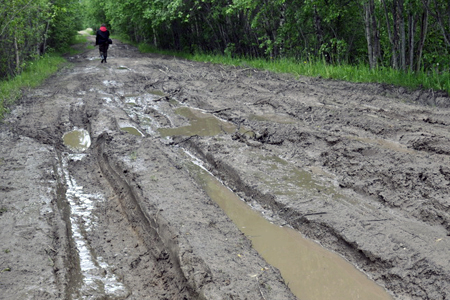Около 300 сел Иркутской области имеют проблемы с дорожным сообщением 