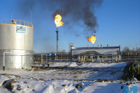 Добыча нефти в Новосибирской области упала на треть