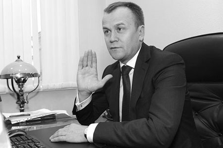 Бывший иркутский губернатор Ерощенко попал в аварию