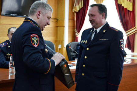 Экс-глава сибирской полиции Никитин поменял адвокатов на защитника Боженко