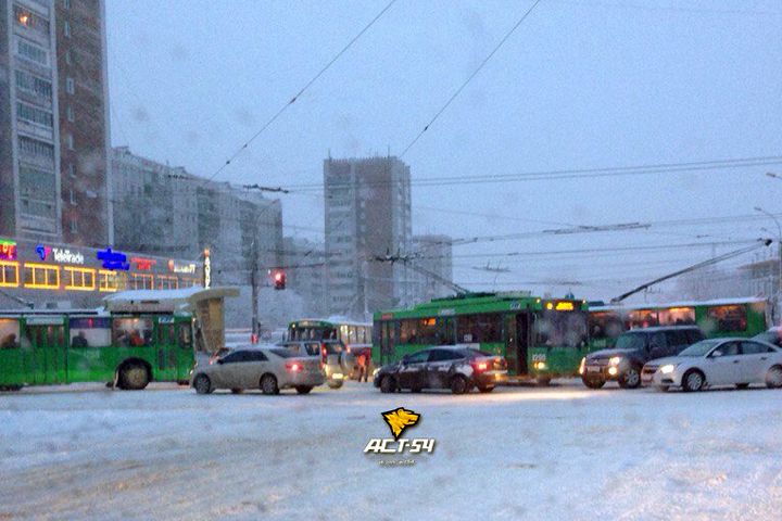 ФАР обвинила новосибирские власти в неспособности убрать снег