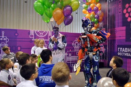 Главный сибирский фестиваль робототехники открылся в Иркутске