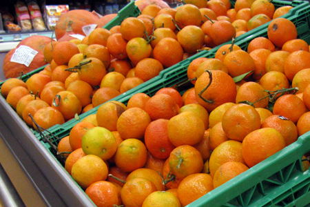 Апельсины подорожали в Новосибирске почти на 50%