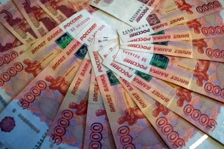 Китайцу не дали провезти 4 млн рублей в Забайкалье