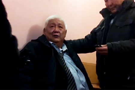 Забайкальский чиновник во время пьяного дебоша рассказал о тюремном прошлом 	