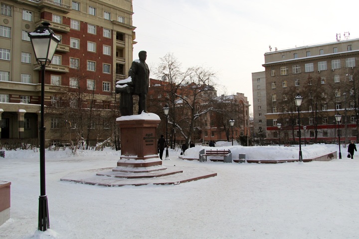 Мэр Новосибирска не поддержал переименование площади Свердлова