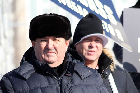 Новосибирские единороссы пожаловались на давление коммунистов