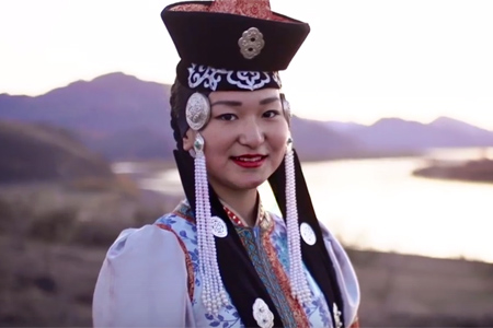 Первый клип на гимн Бурятии показали в Улан-Удэ
