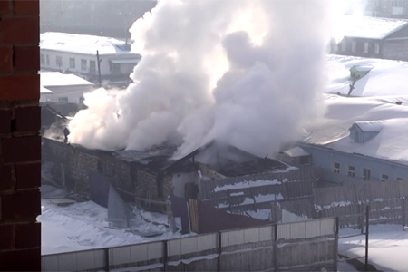 Больница сгорела в иркутской колонии, есть погибшие 