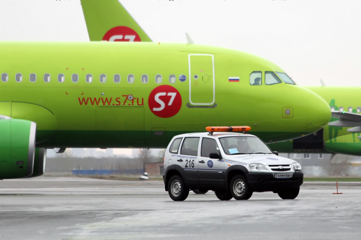 S7 допустила банкротство перевозчиков из-за роста сборов в аэропортах