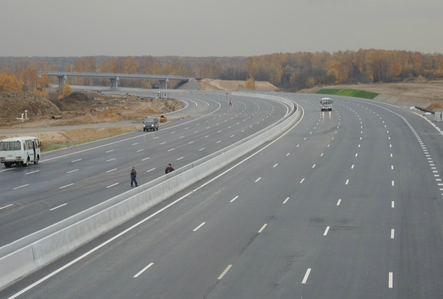 Скоростные трассы предлагают проложить до Красноярска и Новосибирска к 2030 году