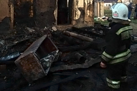 СК начал расследование гибели пяти человек при пожаре в Тогучине