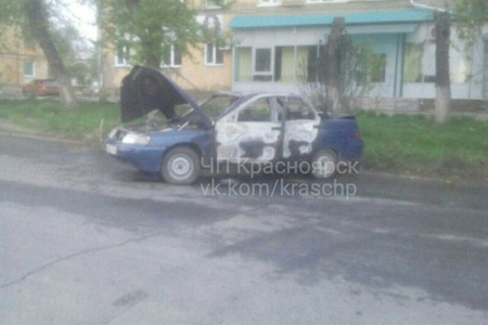 Подростки зарезали таксиста в Красноярске и сожгли его автомобиль 