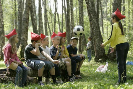 Более 127 тысяч школьников в Новосибирске смогут летом поработать или отдохнуть в лагерях