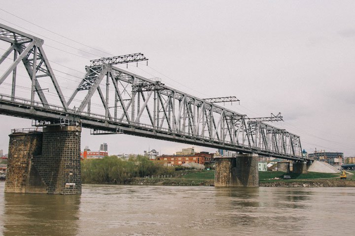Новосибирские депутаты сократят затраты на четвертый мост