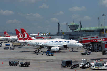Рейс из Новосибирска в Стамбул задержался на три часа 