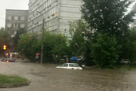 Ливень затопил улицы Красноярска 