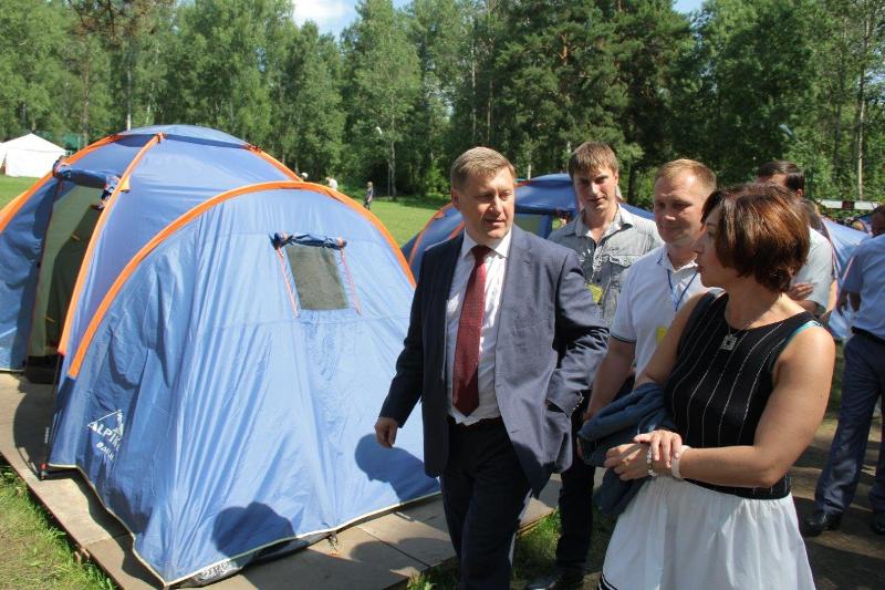 Оздоровительные лагеря для детей развивают в Новосибирске
