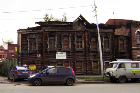 Томские власти завлекают арендаторов в объекты деревянного зодчества рублевой арендой 
