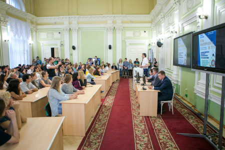 Сбербанк и Томский госуниверситет открыли институт экономики