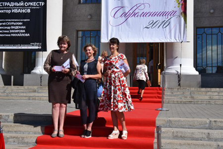 Участниц фестиваля «Современница-2016» наградили в Новосибирской области