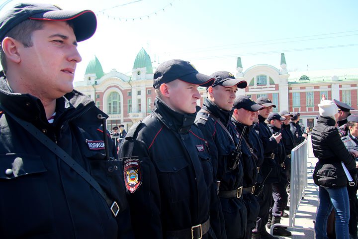 Сибирская полиция купит 1,5 км заграждений для митингов