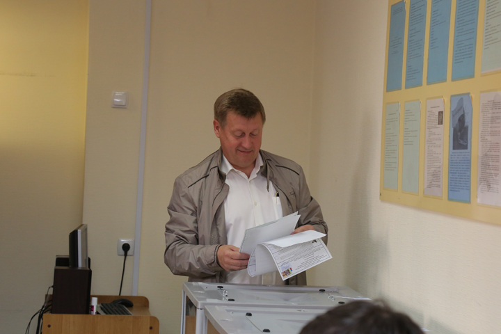 Мэр Новосибирска прокомментировал «перехлесты» в избирательной кампании