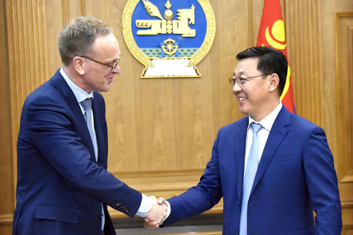 Монголия заручилась поддержкой Всемирного банка по крупным проектам 