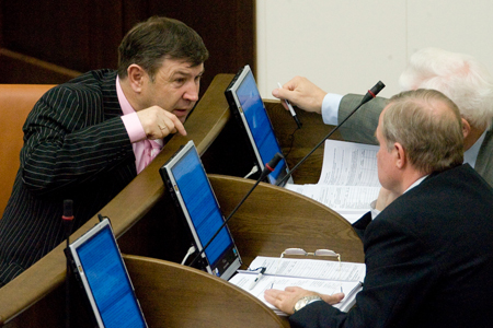 КПРФ и Быков потребуют отставки Толоконского из-за результатов выборов