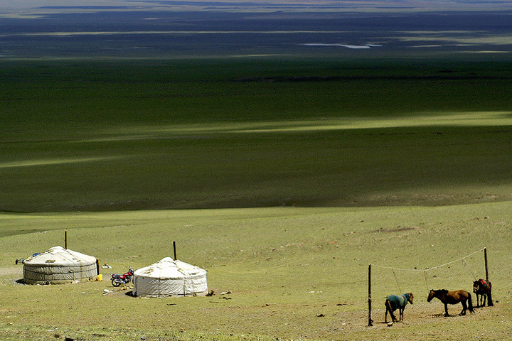 Монголия попросила денег у МВФ 