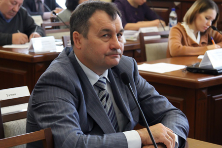 «Комиссия голосовала не против КПРФ, а против Науменко»