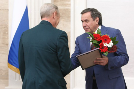 Губернатор поблагодарил работников лесной отрасли Новосибирской области 