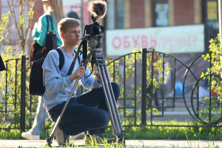 Омский студент пройдет стажировку в известной кинокомпании после победы в «Поколение М»