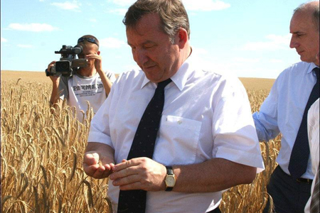 Алтайский губернатор заявил о рекордном урожае зерновых и свеклы 