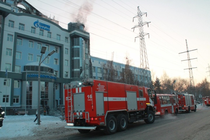 Офисное здание «дочки» «Газпрома» загорелось в Томске