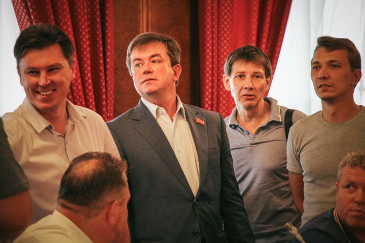 Новосибирские депутаты вернулись к выборам глав муниципалитетов: «Функ разве снят?»