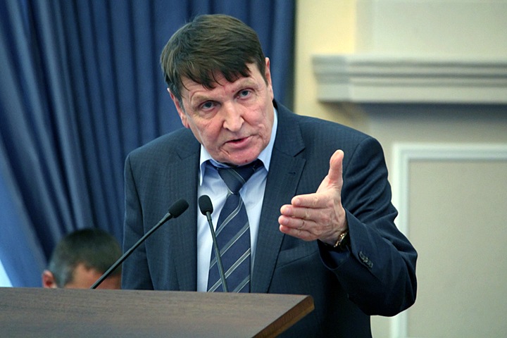 Экс-начальник УФСБ не убедил горсовет в правоте «Сибмоста»
