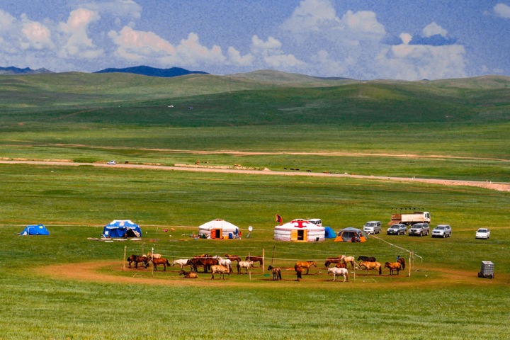 Монголия просит кредиты у России и банка ВТБ