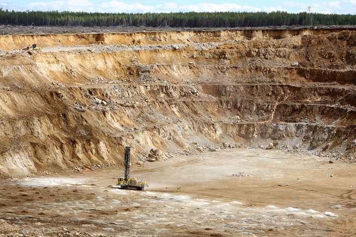 Торги за крупнейшее месторождение золота выиграло СП «Ростеха» и «Полюса» 