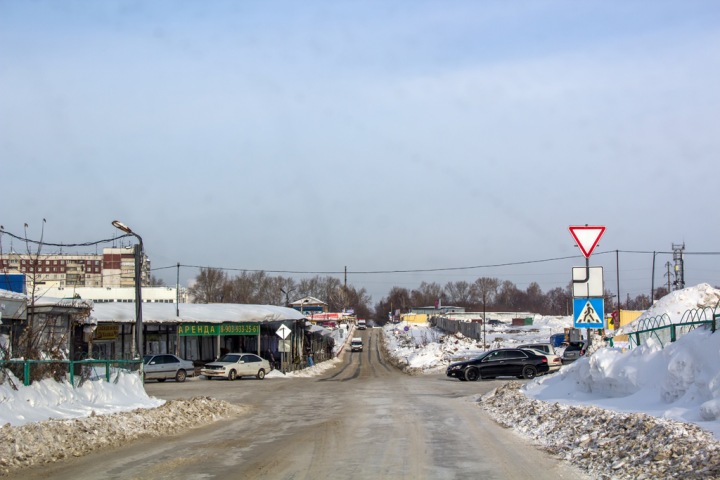 ГК «Дискус» и мэрия Новосибирска расширяют дорогу для выезда с Плющихинского жилмассива