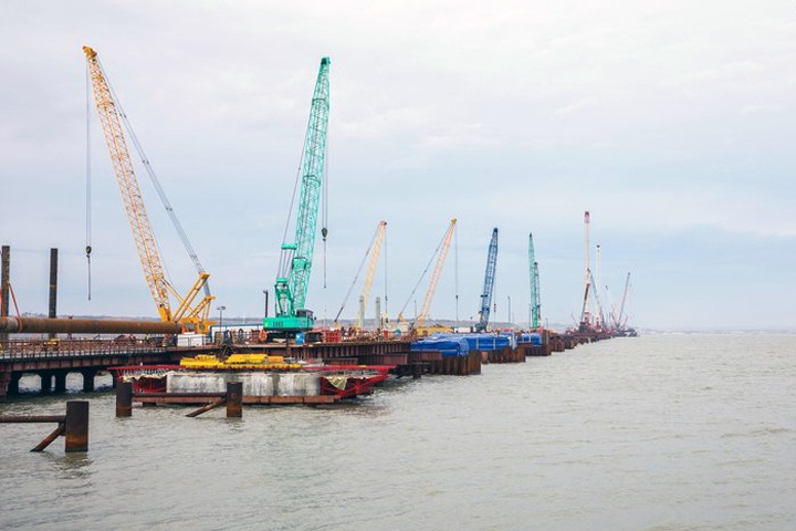 Забайкальские дорожники: Крымский мост не позволяет строить другие объекты