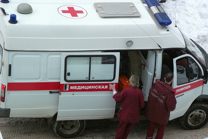 Водитель грузовика не пропустил скорую помощь с тяжелобольным  в Новосибирске