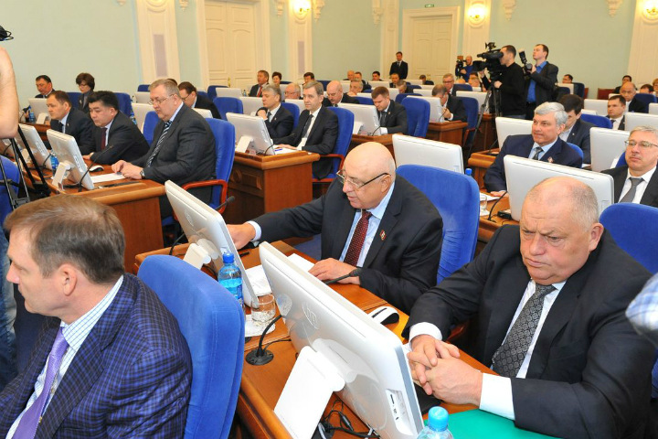 Омский парламент обсудит возвращение выборов мэра