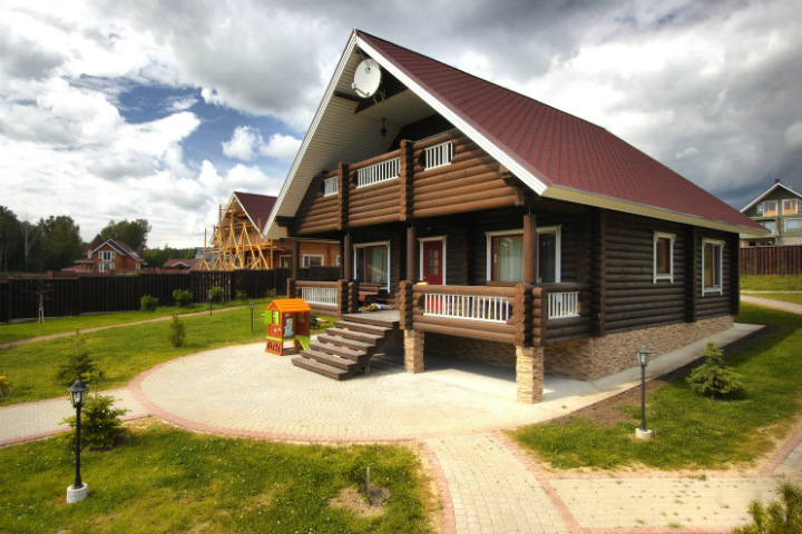 Иркутская прокуратура купила двухэтажный дом с баней