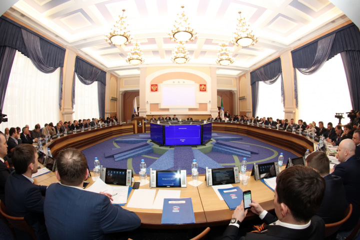 Новосибирские депутаты пытаются восстановить бюджетную справедливость